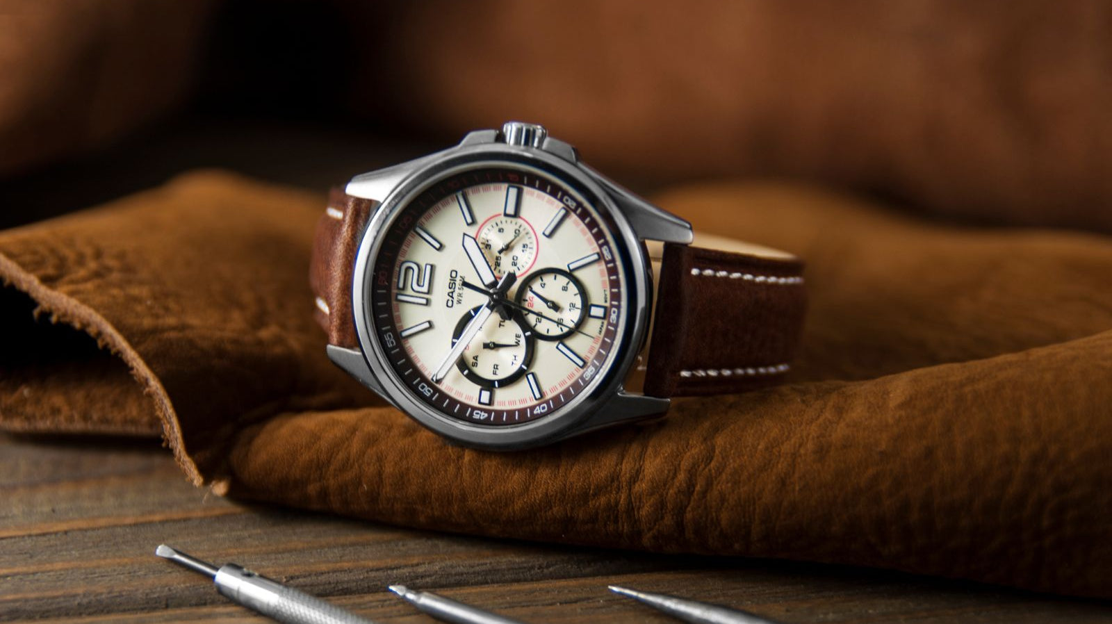 So wählen Sie die perfekte Armbanduhr aus: Style-Guide für Kenner